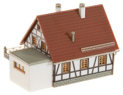 Faller 232215 - Fachwerkhaus mit Garage