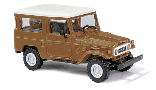 Busch 43035 - Toyota Land Cruiser J4, braun