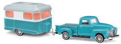 Busch 48243 - Chevy Pick-Up mit Wohnwagen