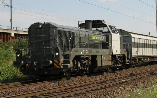 Arnold HN9059 - TT RailAdventure, Diesellokomotive Vossloh DE 18, in grauer Farbgebung, Ep. VI